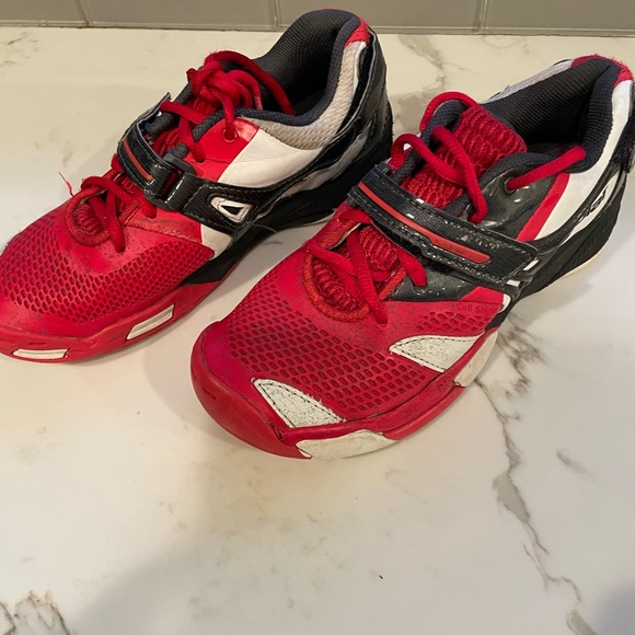 Babolat Athletic shoes , boys size 4,  Propulse 3 - Picture 2 of 5